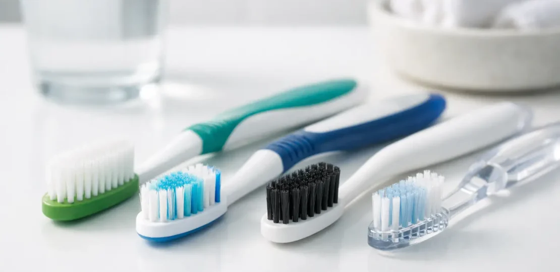 Guía de cepillos dentales por tipo de cerdas